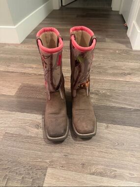 Ariat Leather Cowboy Boots with Pink Trim and Camo print